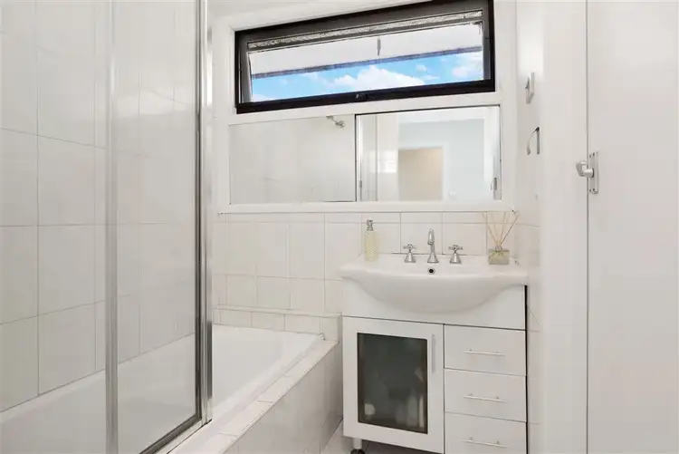 Fifth view of Homely unit listing, 1/1 Rhoden Court, Dandenong North VIC 3175