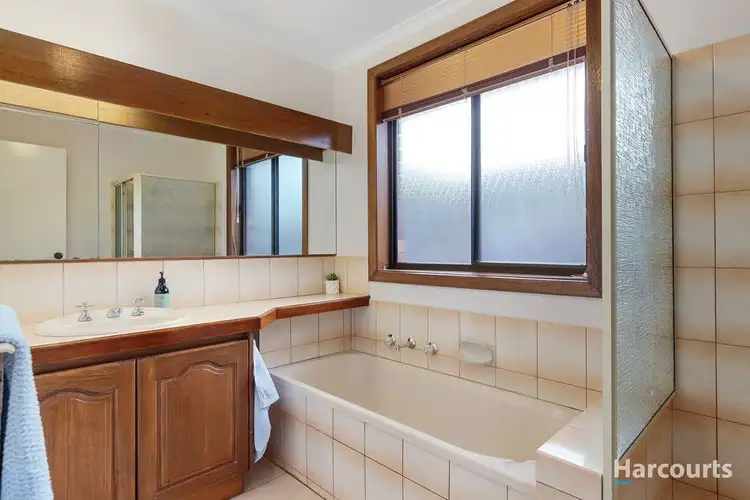 Fifth view of Homely house listing, 7 Laanecoorie Drive, Lysterfield VIC 3156