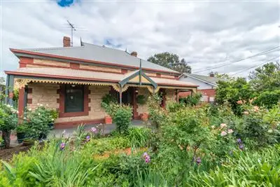 22 Ashford Road, Keswick SA 5035