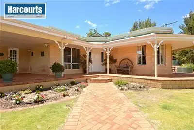 290 Powderbark Road, Lower Chittering WA 6084