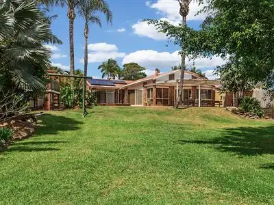 75 Petherbridge Avenue, Merrimac QLD 4226