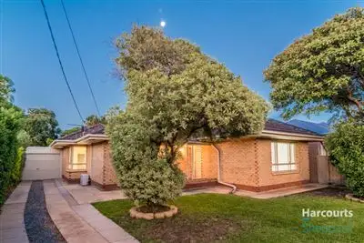 24 Oaklands Road, Somerton Park SA 5044