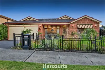 17 Adrian Drive, Pakenham VIC 3810