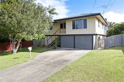 Third view of Homely house listing, 4 Lark Street, Birkdale QLD 4159