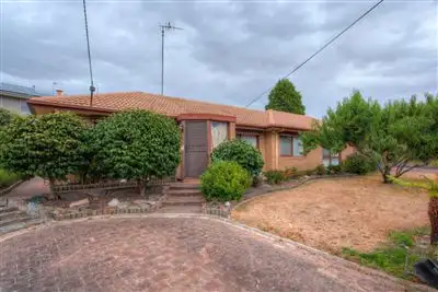 Main view of Homely house listing, 2 Milverton Lane, Canadian VIC 3350