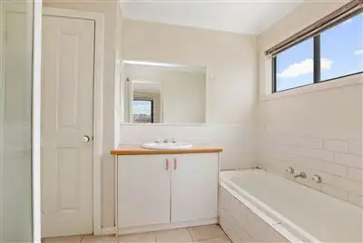 Seventh view of Homely townhouse listing, 2/9 Ostia Court, Thomastown VIC 3074