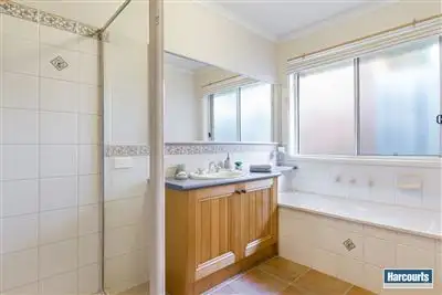 Sixth view of Homely house listing, 8 Legend Close, Rowville VIC 3178