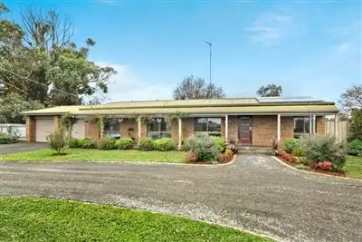 Main view of Homely house listing, 17 Berna Court, Ross Creek VIC 3351