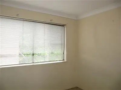 Third view of Homely unit listing, 8/40 Rossiter Parade, Hamilton QLD 4007