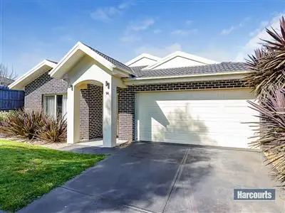 14 Eucalypt Court, Drouin VIC 3818