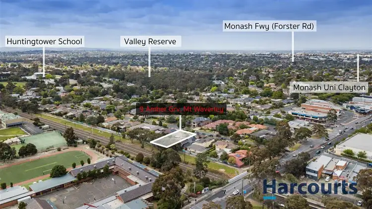 Fifth view of Homely house listing, 9 Amber Grove, Mount Waverley VIC 3149