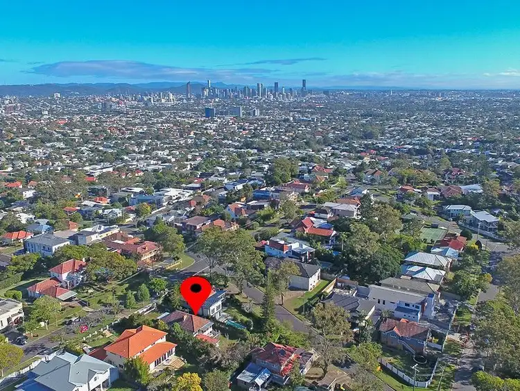 102 Buena Vista Avenue, Coorparoo QLD 4151