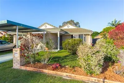 38 Garney Street, Redcliffe QLD 4020