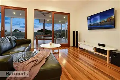 83 Minto Crescent, Arana Hills QLD 4054