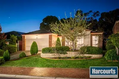 13 Monastery Close, Wantirna South VIC 3152