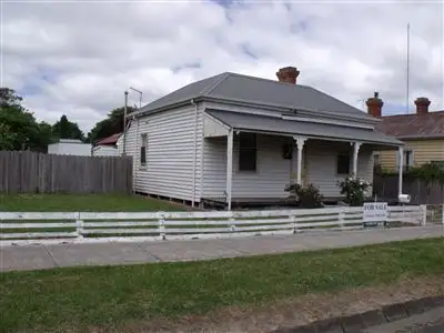125 Commercial Road, Yarram VIC 3971