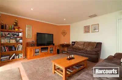 Fifth view of Homely house listing, 26 Manchester Drive, Skye VIC