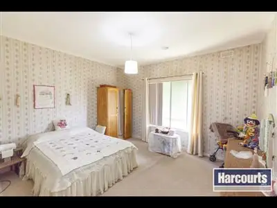 Sixth view of Homely house listing, 8 Alford Street, Warragul VIC