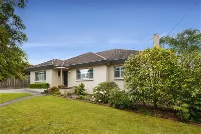 9 Pearwood Street, Ringwood VIC 3134
