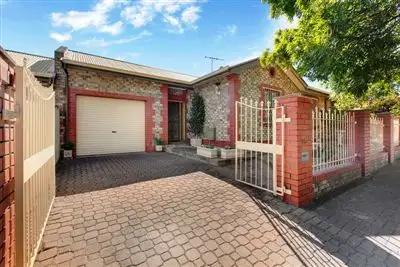 2/25A Regent Street, Kensington SA