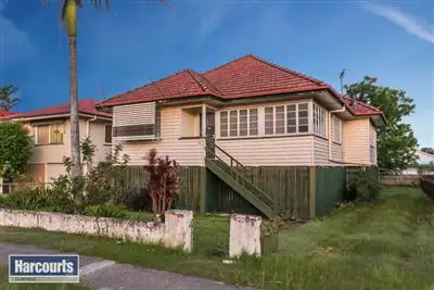 49 Nudgee Road, Hamilton QLD 4007