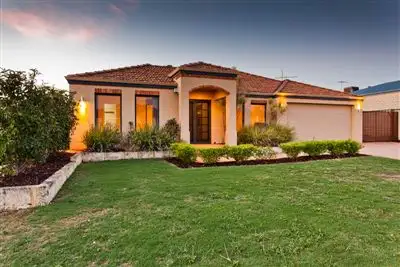 11 Thompson Terrace, Bertram WA