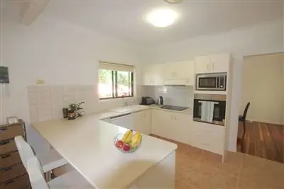 Fifth view of Homely unit listing, 4/208 Central Street, Labrador QLD