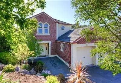 4 Songlark Grove, Flagstaff Hill SA 5159