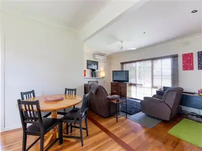 Seventh view of Homely house listing, 4 Ashleigh Avenue, Frankston VIC