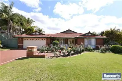 Second view of Homely house listing, 2 Woodbury Mews, Landsdale WA