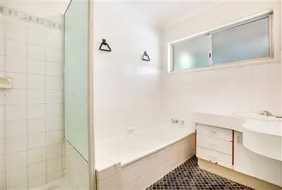Fifth view of Homely house listing, 2194 Wynnum Road, Wynnum QLD