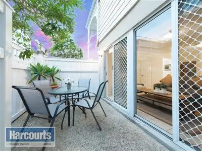 Main view of Homely unit listing, 4/49 Leichhardt Street, Spring Hill QLD