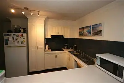 Third view of Homely unit listing, 2/6 Marbrin Cl, Bellara QLD