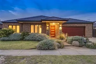 Main view of Homely house listing, 6 Lumina Avenue, Cranbourne North VIC 3977