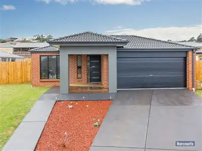 19 Wordsworth Court, Drouin VIC 3818