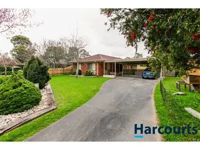Second view of Homely house listing, 8 Stratfield Court, Warragul VIC 3820