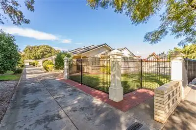 2/13 Hill Avenue, Cumberland Park SA 5041