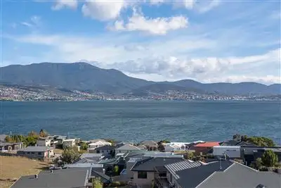 Sixth view of Homely villa listing, 1/746 Oceana Drive, Tranmere TAS 7018