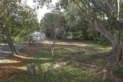 353 Lesmurdie Road, Lesmurdie WA 6076
