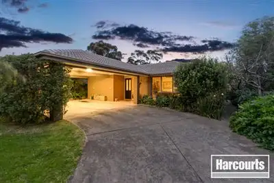32 Kellett Street, Cranbourne North VIC 3977