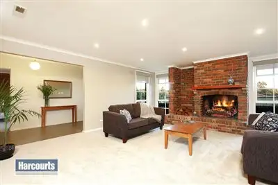 4 Tulip Court, Warranwood VIC 3134