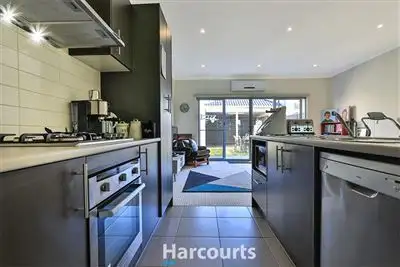 Second view of Homely house listing, 11/11 Howqua Place, Pakenham VIC 3810