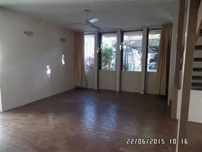 6/3 Pioneer Street, Manoora QLD 4870