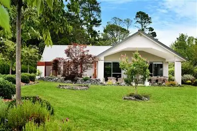 6 Tobin Place, Bundanoon NSW 2578