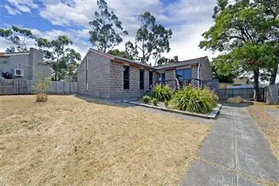 15 Bray Court, Rokeby TAS 7019