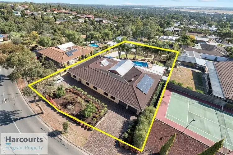 Second view of Homely house listing, 3 Kara Crescent, Gulfview Heights SA 5096