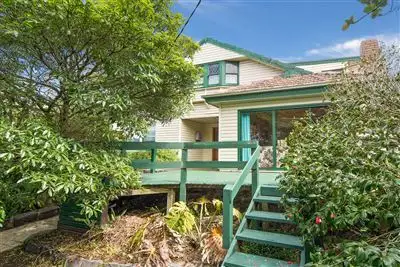 6 Inglis Ave, Frankston VIC 3199