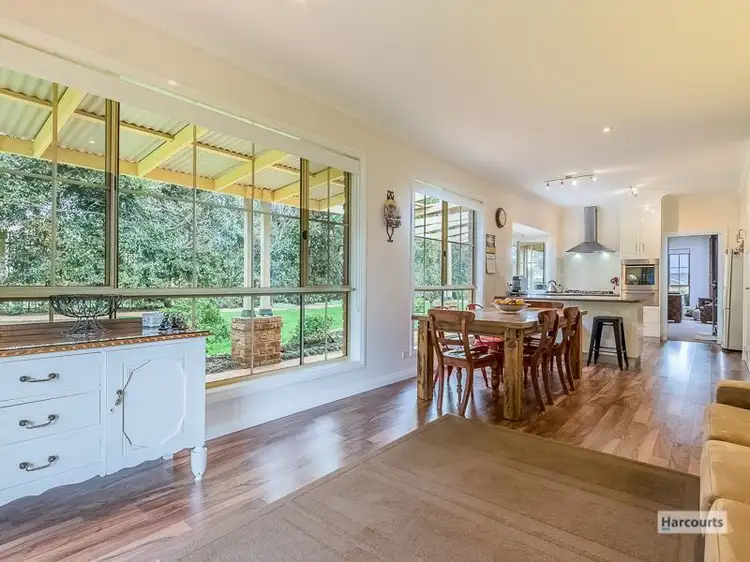 Fifth view of Homely house listing, 6 Callistemon Crescent, Drouin VIC 3818