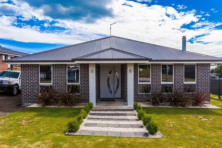 5 Therese Street, Bridport TAS 7262