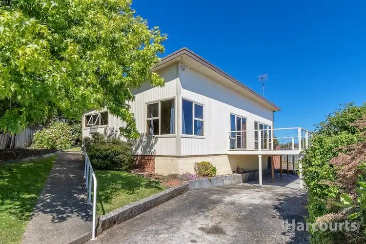 Fourth view of Homely house listing, 1 Leonard Court, Ocean Vista TAS 7320